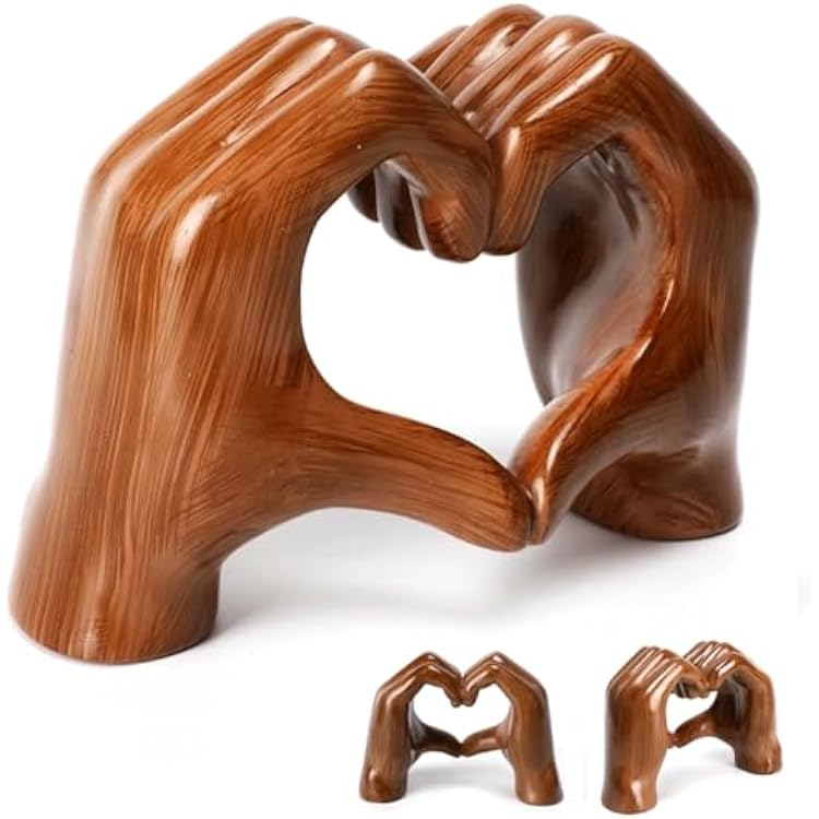 Heart Hands Sculpture, Wooden Grain Hands Heart Brown Decor, Handmade Heart Statue, Modern Love Romantic Hand Gesture Figurine, Resin Abstract Art Decoration for Wedding Home Desktop Decor
