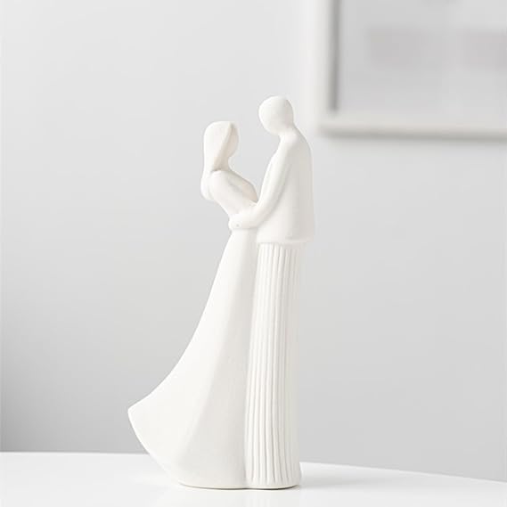 Romantic Couple Sculpture,Hugging Couple Ceramics Statues,Home Decor Modern Romantic Love Statue,for Office Bookshelf Desktop Decorations.