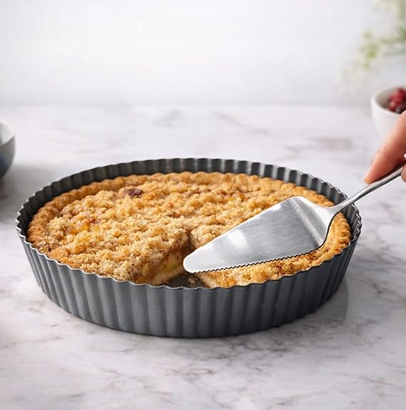 Deep Quiche Dish 24 * 5.5cm with Cake Server, Loose Base, Tart Tin for Baking with Non-Stick Coating and Rugged Carbon Steel, Flan Case Mini Pie Pan for Christmas Thanksgiving Festival Party