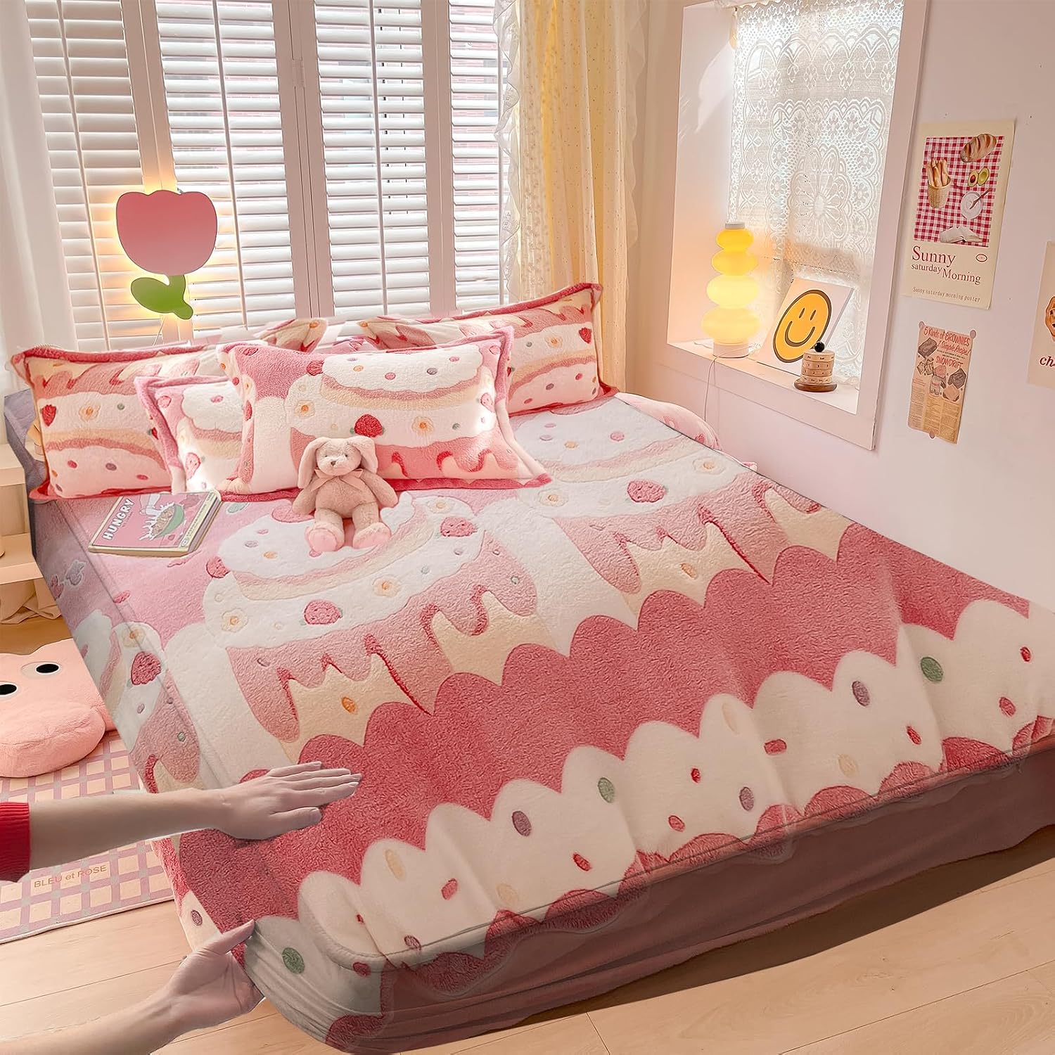 MorroMorn Fleece Fitted Sheet Twin XL Only, Super Soft Plush Bottom Sheet with 20 Deep Pocket, Pink Kawaii Cute for Girls Kids College Dorm Back to School, No Pillowcases Cream Cake, Twin XL